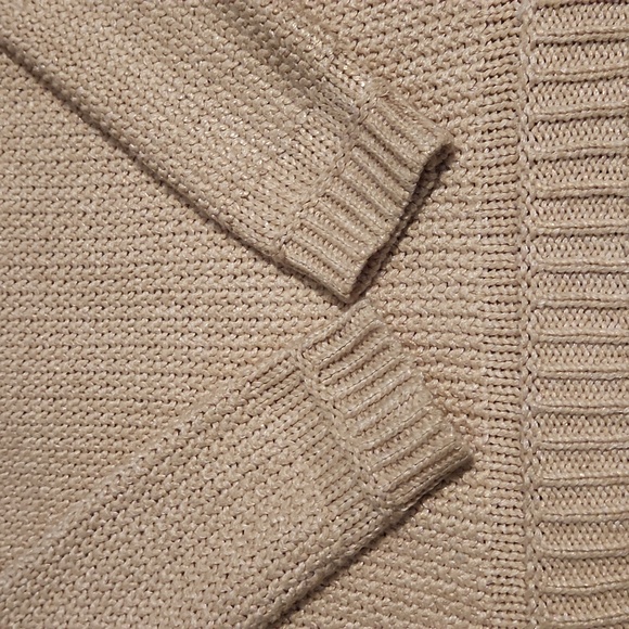 White House Black Market cream sweater size small - Picture 3 of 6